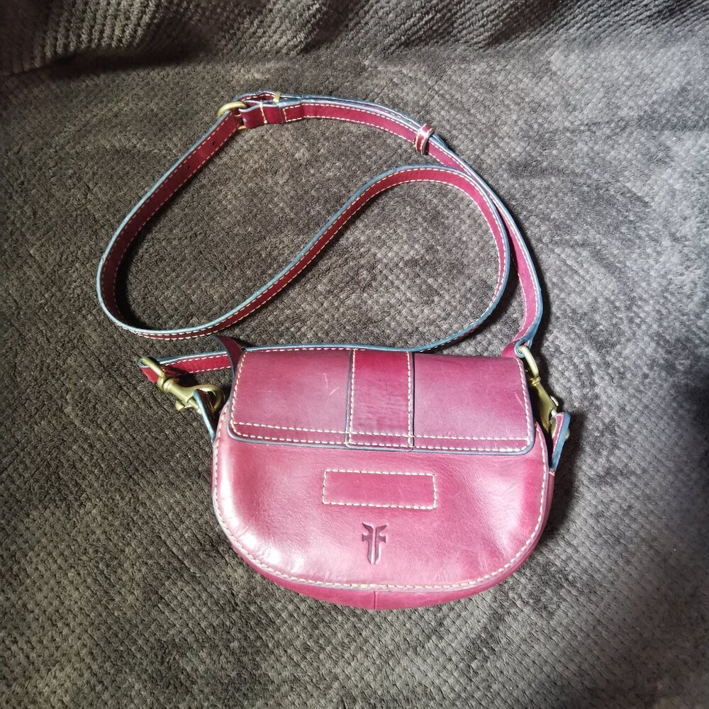 Burgundy/Antique Brass Crossbody EUC # 232 - Picture 12 of 15